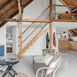 3 Bedroom Cozy In * Mern