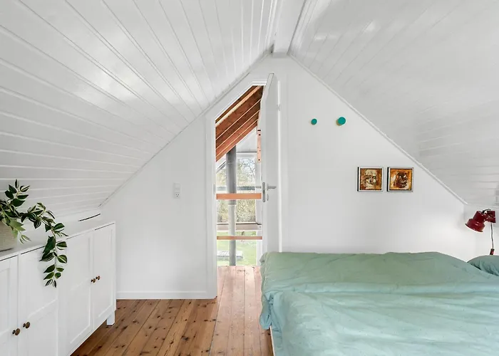 3 Bedroom Cozy In Nyaraló *